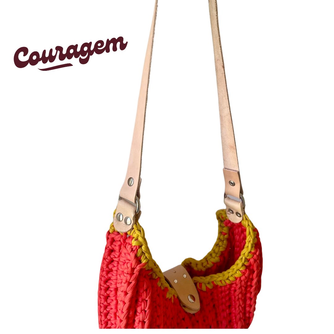 Alça de Couro Natural para Malas e Bolsas de Crochet - 2,5cm x 45cm - Couragem